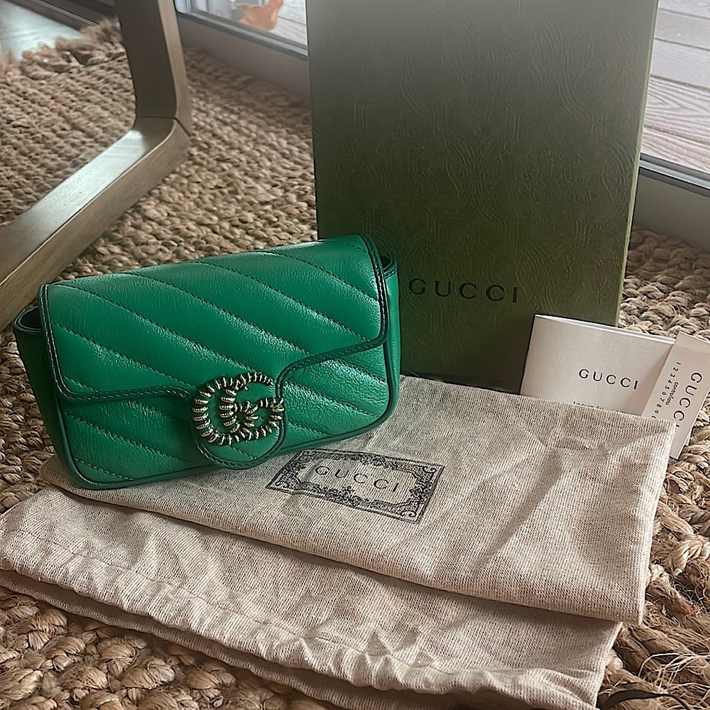 Gucci Marmont Super-Mini shoulder bag